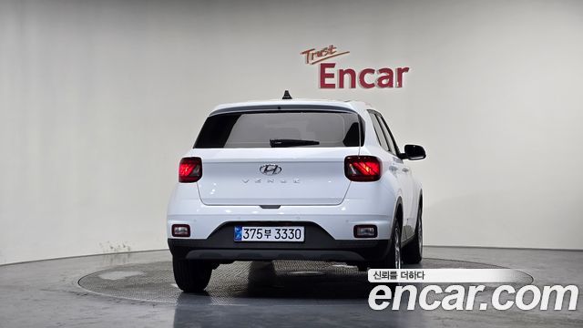 Hyundai Venue из Кореи Encar