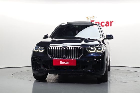 BMW X5 xDrive 45e M Sport — пробег 157 053 км — фото 3 из 5