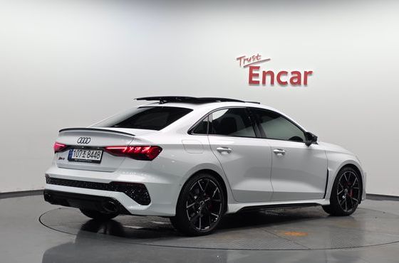 Audi RS3 2.5 TFSI Quattro — пробег 21 695 км — фото 2 из 5