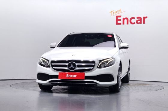 Mercedes-Benz E-Class E300 4MATIC Avnatgarde — пробег 103 072 км — фото 3 из 5