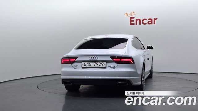 Audi A7 50 TDI Quattro Premium 4G — пробег 122 105 км — фото 4 из 5
