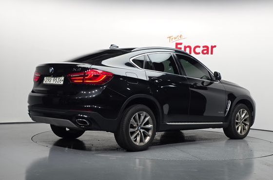 BMW X6 xDrive 30d — пробег 147 866 км — фото 2 из 5