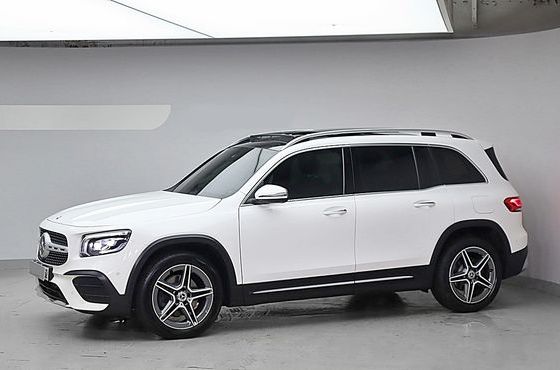 Mercedes-Benz GLB-Class GLB250 4MATIC — пробег 73 259 км — фото 2 из 5