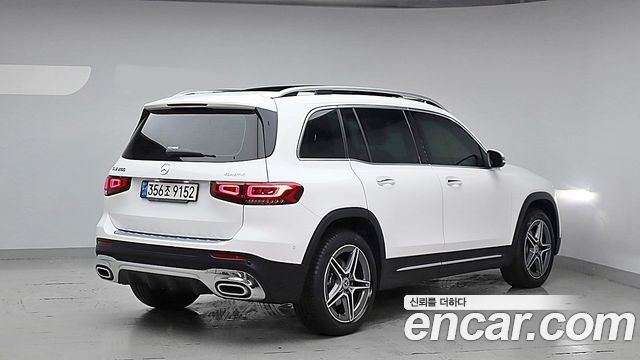 Mercedes-Benz GLB-Class GLB250 4MATIC — пробег 73 259 км — фото 3 из 5