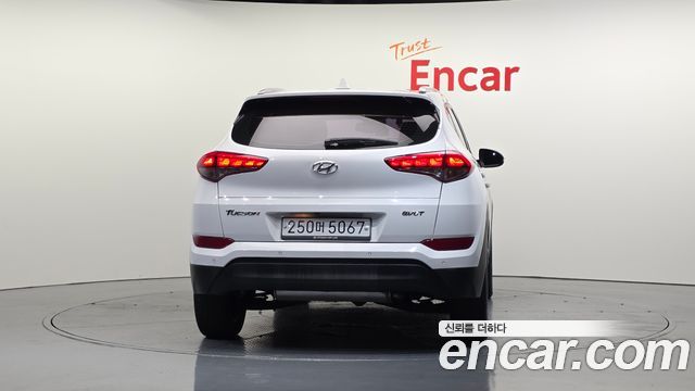 Hyundai Tucson из Кореи Encar