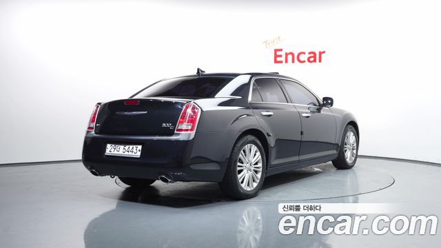 Chrysler 300C из Кореи Encar