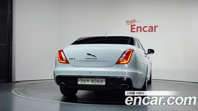 Jaguar XJ из Кореи Encar
