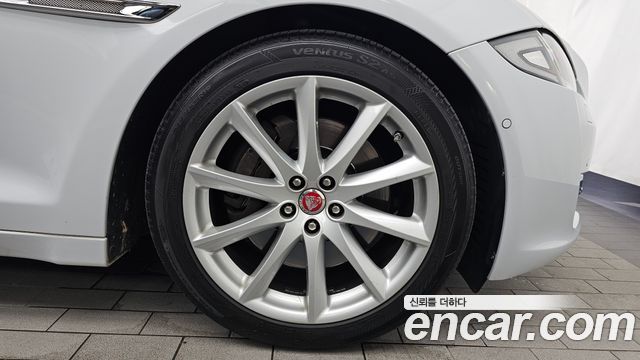 Jaguar XJ из Кореи Encar