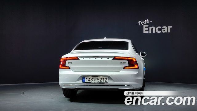 Volvo S90 B6 AWD Ultra Bright — пробег 48 728 км — фото 4 из 5