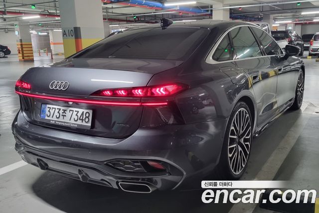 Audi A6 55 TFSI Quattro S Line — пробег 4 000 км — фото 4 из 5