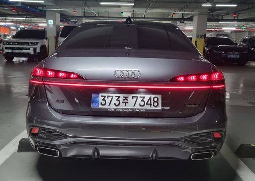 Audi A6 55 TFSI Quattro S Line — пробег 4 000 км — фото 5 из 5