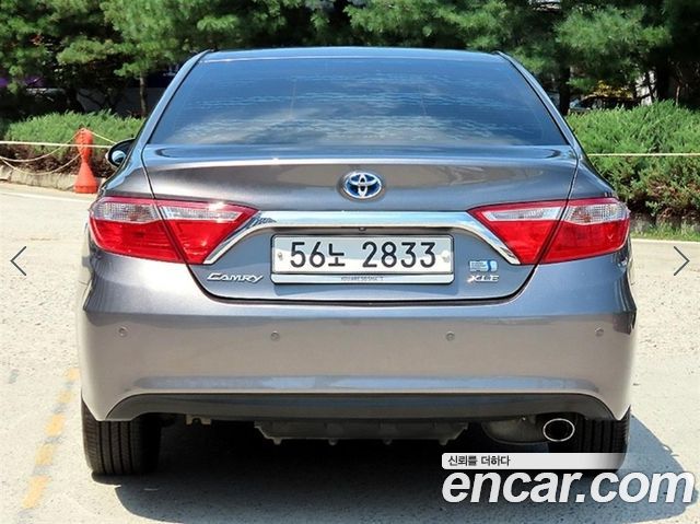 Toyota Camry Hybrid XLE — пробег 103 273 км — фото 4 из 5