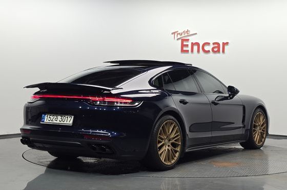 Porsche Panamera 4.0 GTS — пробег 34 690 км — фото 2 из 5