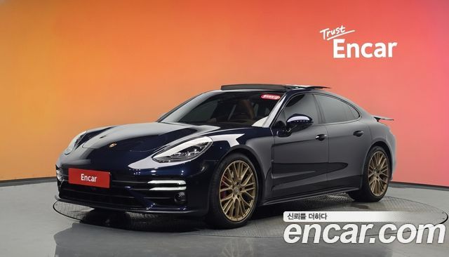 Porsche Panamera 4.0 GTS — пробег 34 690 км — фото 1 из 5