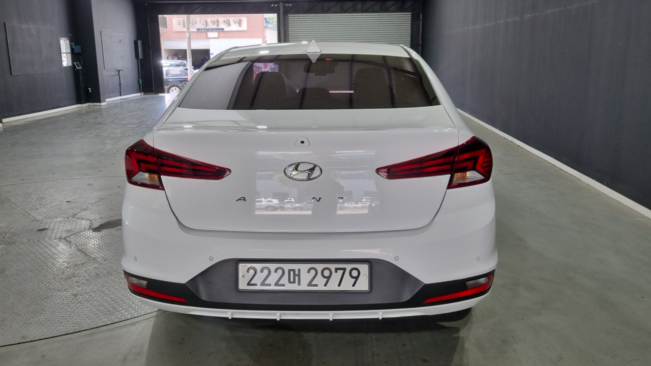 Hyundai AVANTE 1.6 LPi Smart — пробег 148 515 км — фото 4 из 5