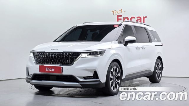 Kia Carnival 9-Seater Prestige — пробег 34 476 км — фото 1 из 5