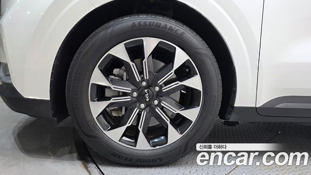 Kia Carnival 9-Seater Prestige — пробег 34 476 км — фото 5 из 5