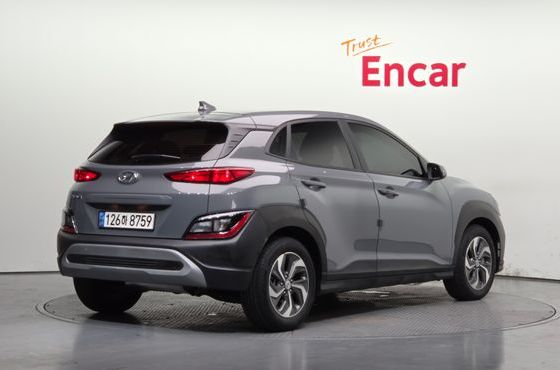Hyundai Kona Smart — пробег 68 848 км — фото 2 из 5