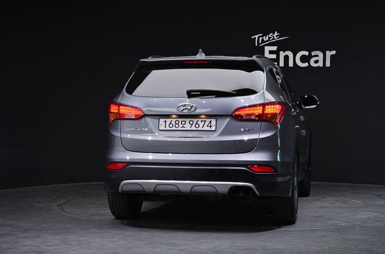 Hyundai Santafe Diesel(e-VGT) 2.2 2WD Exclusive Special — пробег 128 602 км — фото 4 из 5