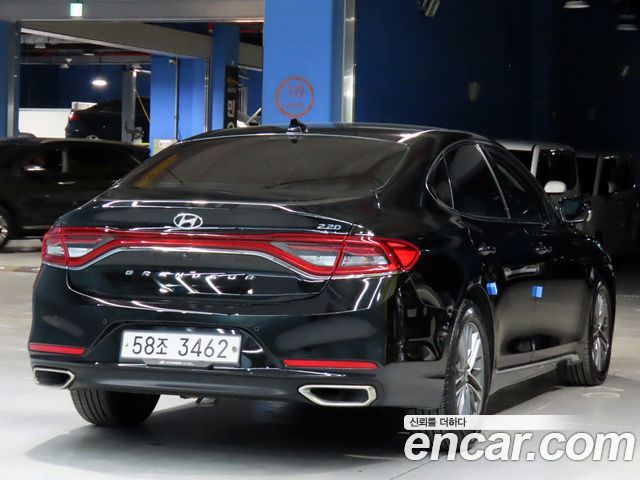 Hyundai Grandeur 2.2 Diesel Premium — пробег 139 072 км — фото 4 из 5