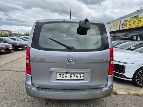 Hyundai Starex Wagon 11-Seater Smart — пробег 66 843 км — фото 4 из 5