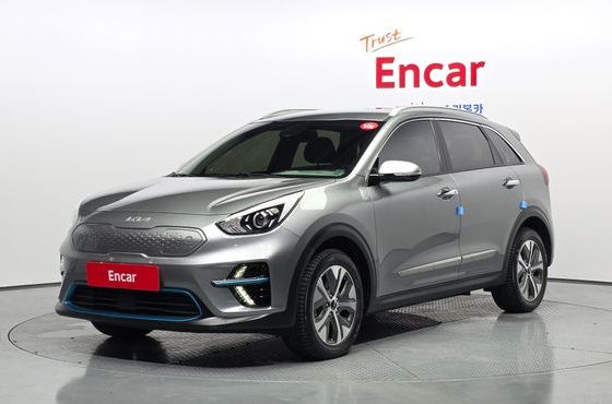 Kia Niro Prestige — пробег 22 541 км — фото 1 из 5