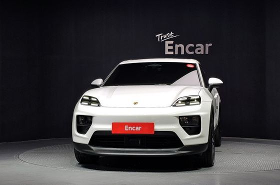 Porsche Macan Base 4 — пробег 14 306 км — фото 3 из 5