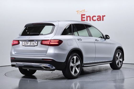 Mercedes-Benz GLC-Class GLC300 4MATIC — пробег 80 674 км — фото 2 из 5