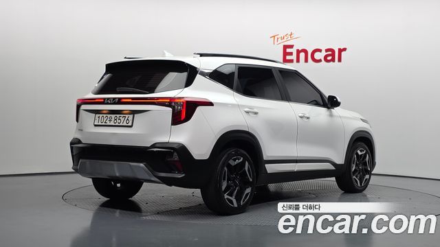 Kia Seltos из Кореи Encar