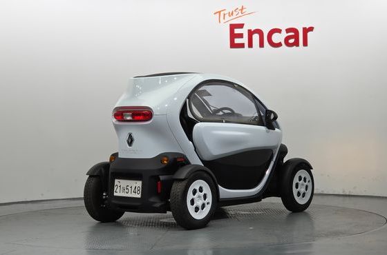 Renault (Samsung) Twizy Life(2-Seater) — пробег 26 км — фото 2 из 5
