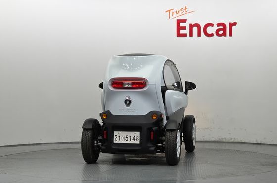 Renault (Samsung) Twizy Life(2-Seater) — пробег 26 км — фото 4 из 5