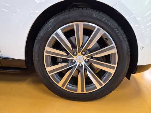 Land Rover Range Rover P530 Autobiography Long Wheel Base — пробег 81 600 км — фото 4 из 5