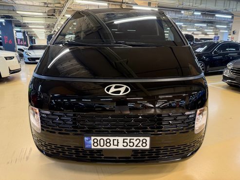 Hyundai Staria L3.5 Cargo 3-Seater Modern — пробег 23 000 км — фото 3 из 5