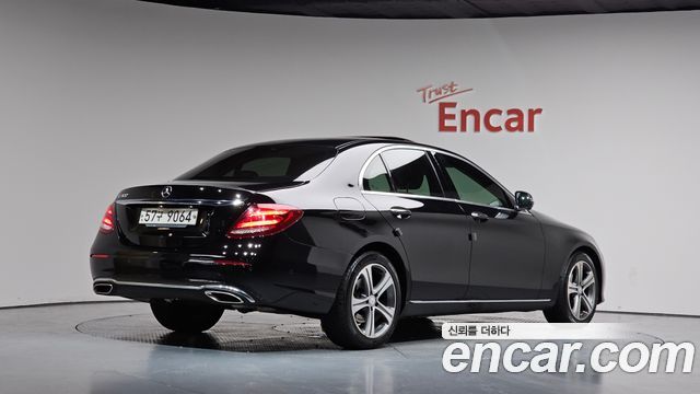 Mercedes-Benz E-Class E300 AV Intelligent Drive — пробег 54 790 км — фото 2 из 5
