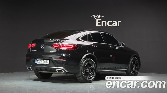 Mercedes-Benz GLC-Class GCL300 4MATIC Coupe — пробег 13 735 км — фото 2 из 5