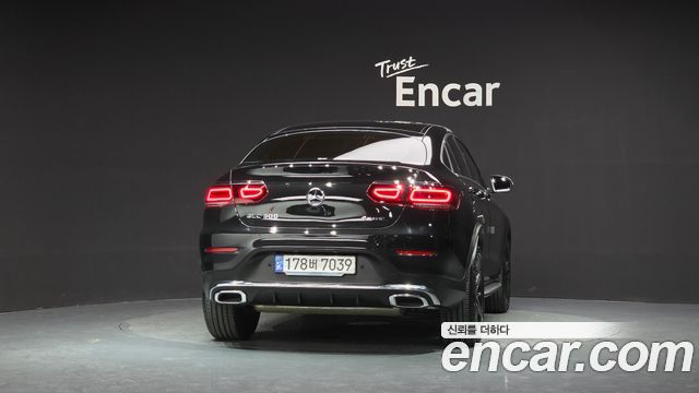 Mercedes-Benz GLC-Class GCL300 4MATIC Coupe — пробег 13 735 км — фото 4 из 5
