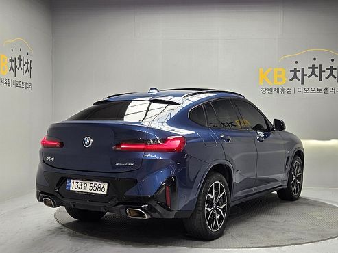 BMW X4 xDrive20i M Sport — пробег 80 456 км — фото 2 из 5