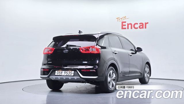 Kia Niro из Кореи Encar