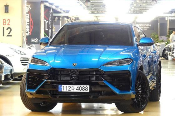 Lamborghini Urus 4.0 V8 SE — пробег 8 150 км — фото 1 из 5