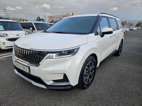 Kia Carnival 9-Seater Prestige — пробег 104 663 км — фото 1 из 5