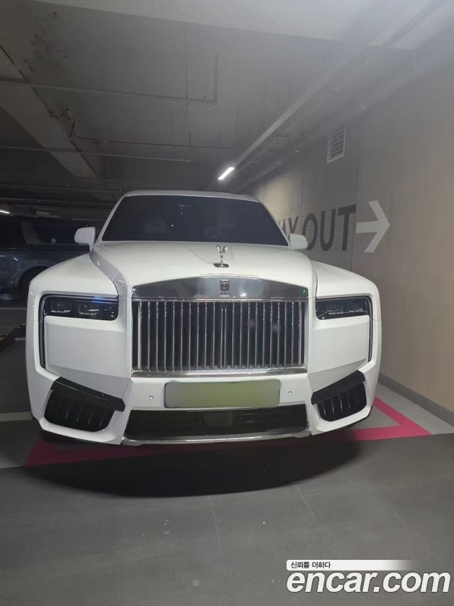Rolls-Royce Cullinan из Кореи Encar