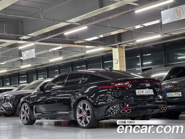Kia Stinger из Кореи Encar