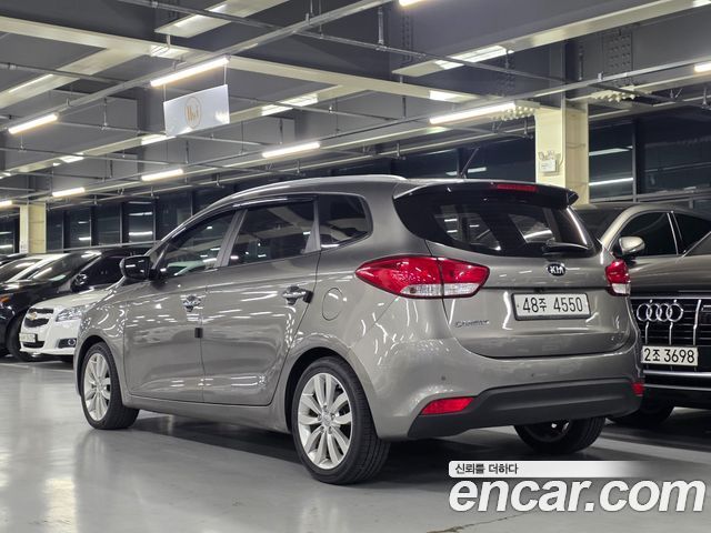 Kia Carens из Кореи Encar