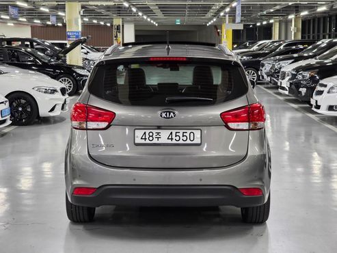 Kia Carens 1.7 VGT Prestige — пробег 85 200 км — фото 3 из 5