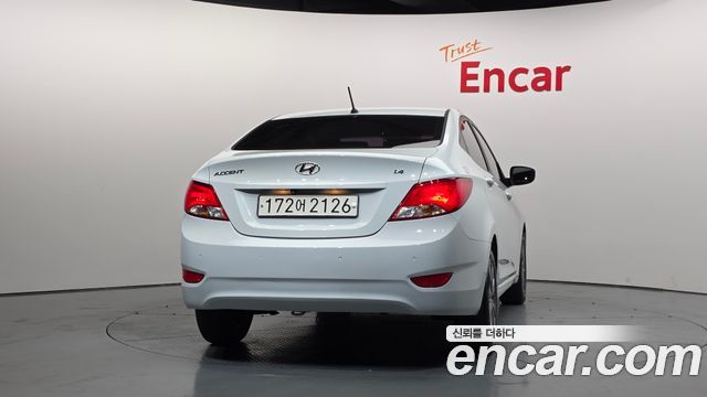 Hyundai Accent из Кореи Encar