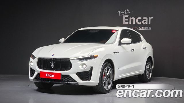Maserati Levante 3.0 AWD GranSport — пробег 105 537 км — фото 1 из 5