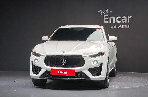 Maserati Levante 3.0 AWD GranSport — пробег 105 537 км — фото 3 из 5