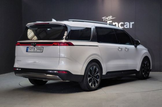 Kia Carnival Gasoline 9-Seater Signature — пробег 27 222 км — фото 2 из 5