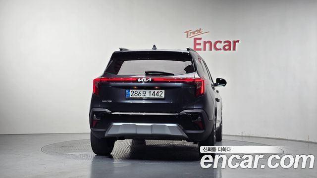 Kia Seltos из Кореи Encar