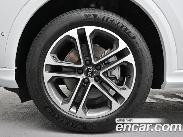 Audi Q5 40 TFSI Quattro Sportback Advanced — пробег 1 571 км — фото 5 из 5